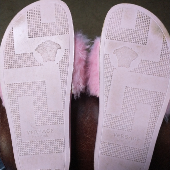 Versace Pink Slides - Picture 2 of 5